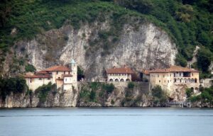 Eremo di Santa Caterina del Sasso